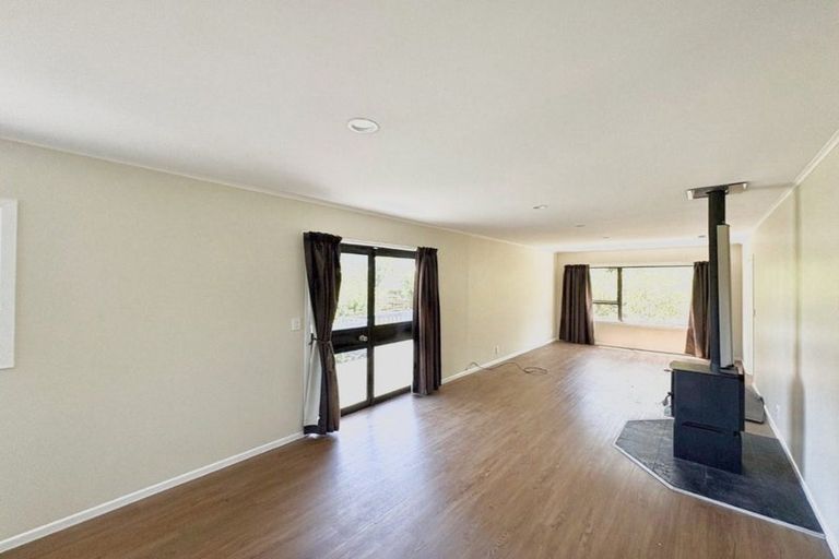 Photo of property in 38 Garth Road, Levin, 5571