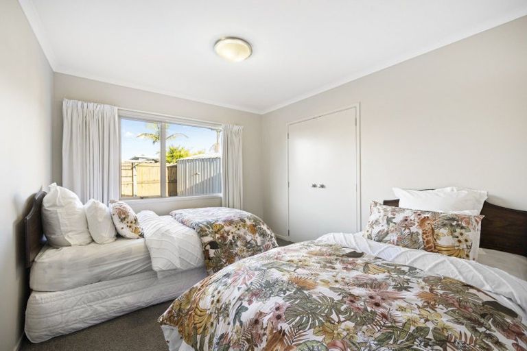 Photo of property in 16 Ploughmans Avenue, Pukekohe, 2120