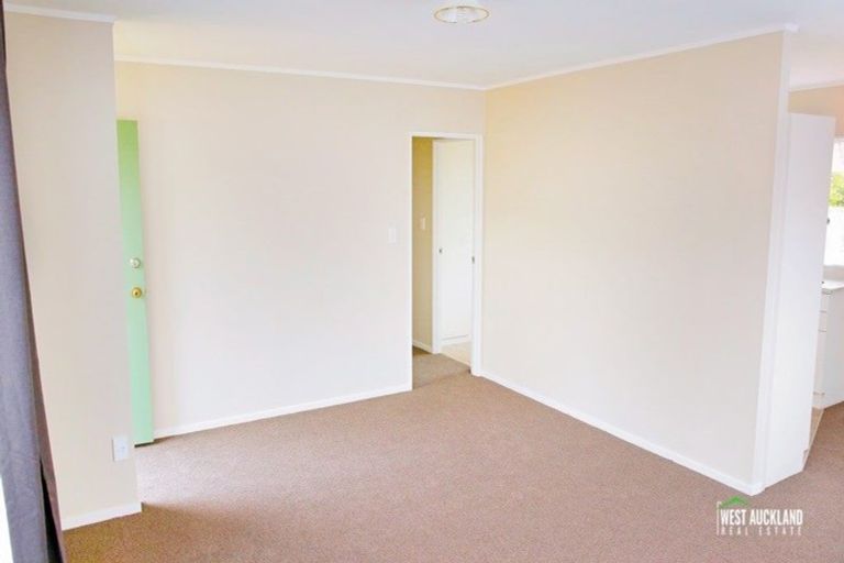 Photo of property in 34e Ranui Station Road, Ranui, Auckland, 0612
