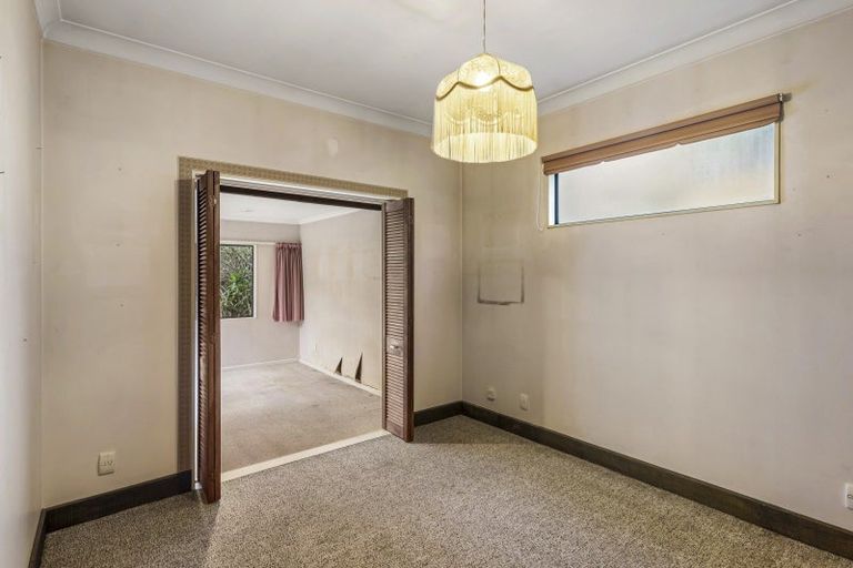 Photo of property in 23 Tennis Court Road, Raumati South, Paraparaumu, 5032