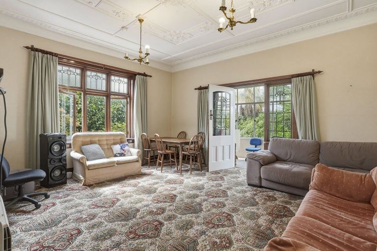 Photo of property in 99 Queen Street, North Dunedin, Dunedin, 9016