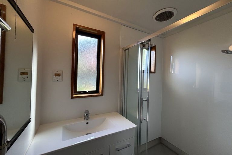 Photo of property in 10b Wye Place, Fernhill, Queenstown, 9300