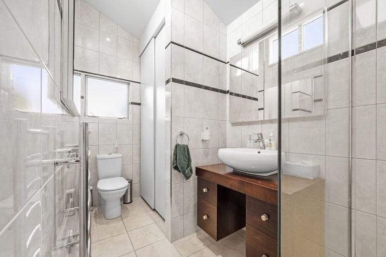 Photo of property in 26 Rama Crescent, Khandallah, Wellington, 6035