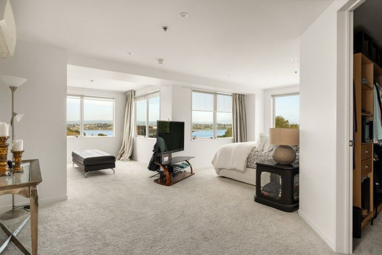 Photo of property in 1/6d Durham Street, Tauranga, 3110