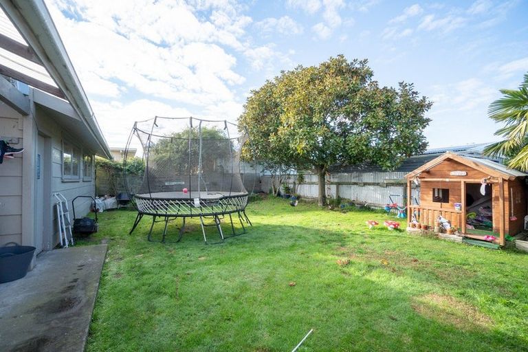 Photo of property in 1 Tyndall Street, Palmerston North, 4414