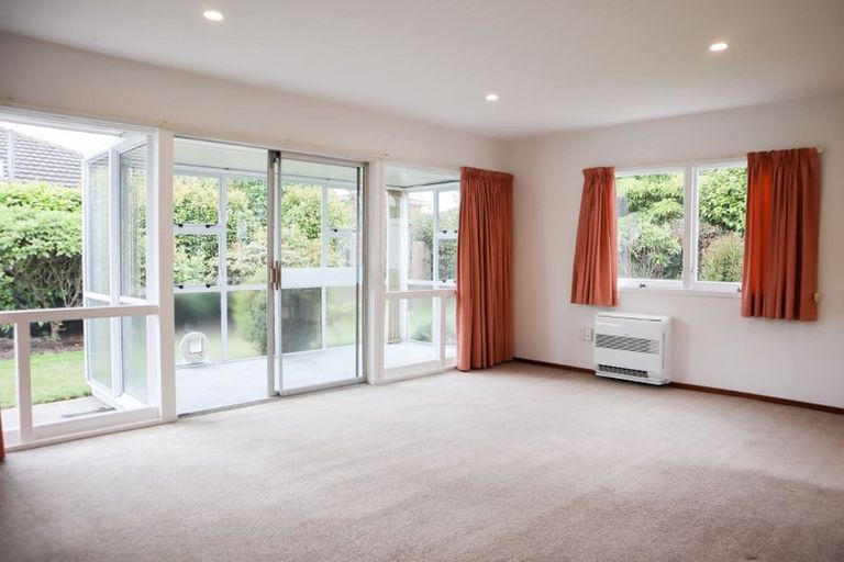 Photo of property in 208 Waimairi Road, Ilam, Christchurch, 8041