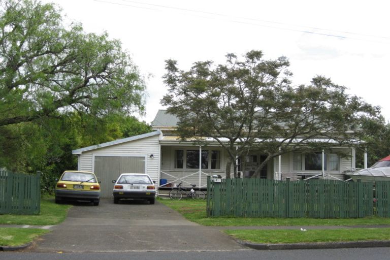 Photo of property in 21 John Street, Pukekohe, 2120