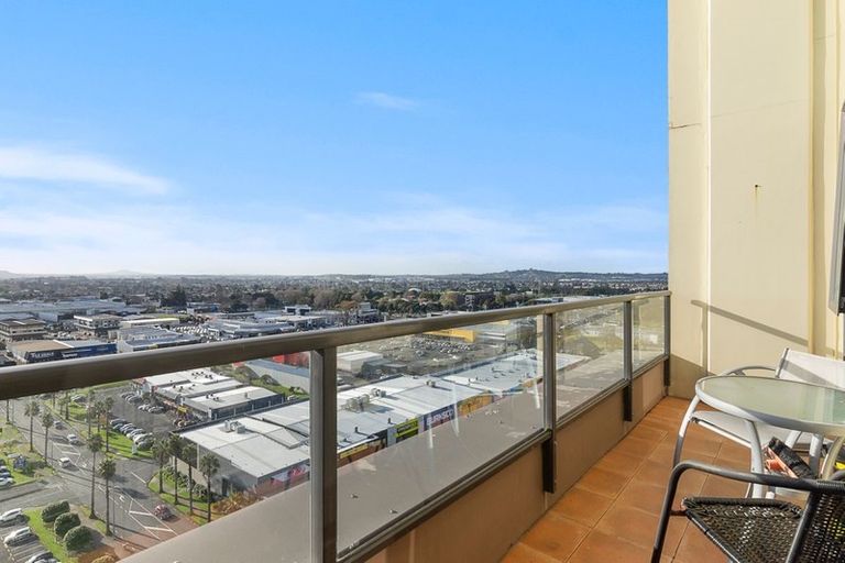 Photo of property in 16e/18 Ronwood Avenue, Manukau, Auckland, 2104