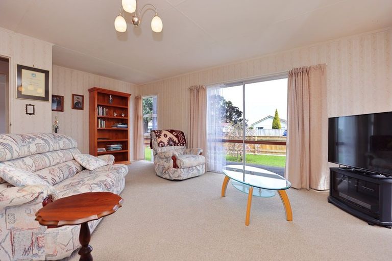 Photo of property in 13 Vera Street, Marton, 4710