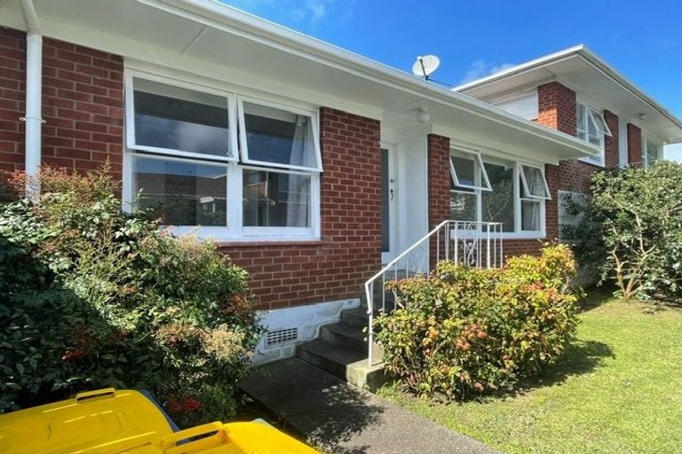 Photo of property in 3/22 Inverness Road, Browns Bay, Auckland, 0630