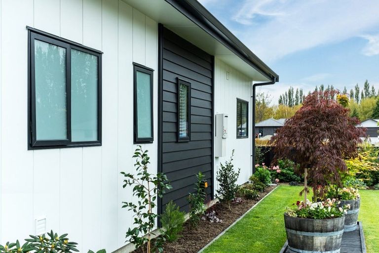 Photo of property in 6 Strawberry Place, Geraldine, 7930