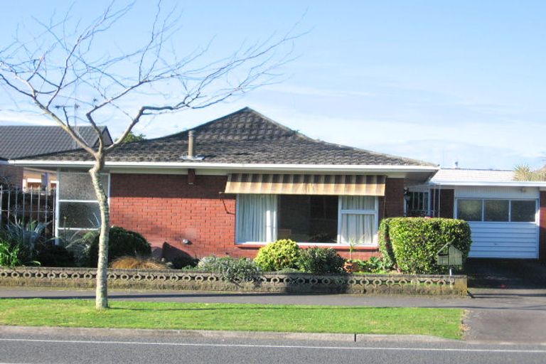 Photo of property in 102u2 Sandwich Road, St Andrews, Hamilton, 3200
