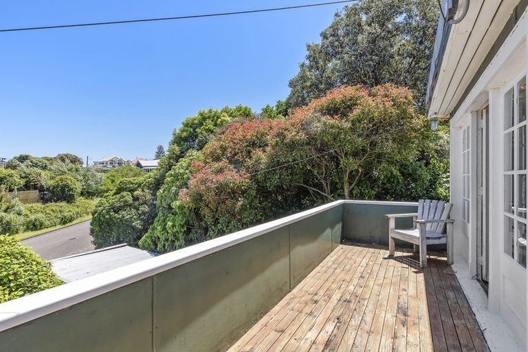 Photo of property in 5 Allen Road, Raumati Beach, Paraparaumu, 5032