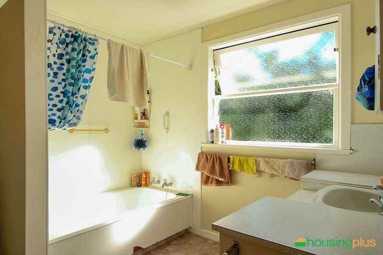 Photo of property in 6 Peranga Terrace, Hataitai, Wellington, 6021