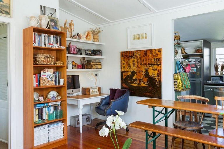 Photo of property in 20b Wood Street, Greytown, 5712