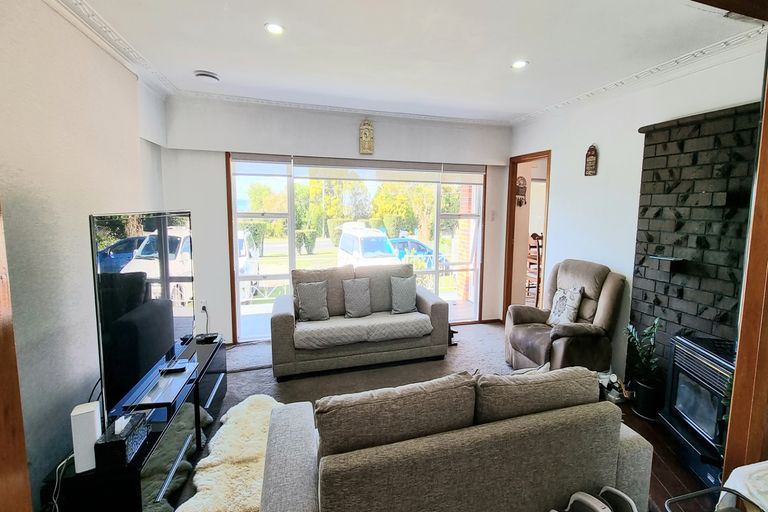 Photo of property in 502 Don Buck Road, Massey, Auckland, 0614