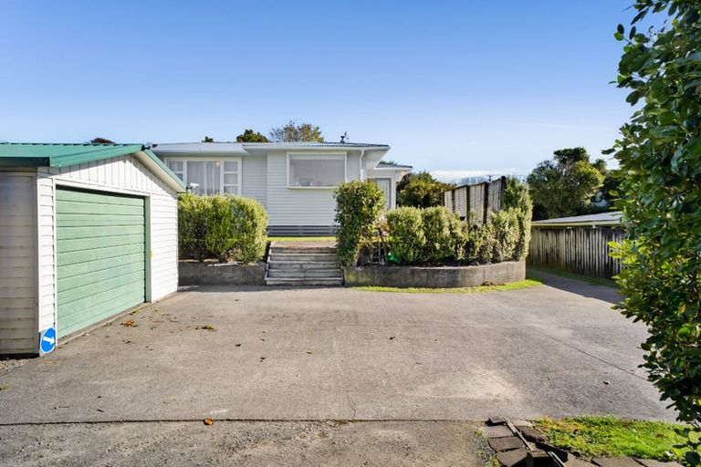 Photo of property in 6 Mahoe Street, Strandon, New Plymouth, 4312