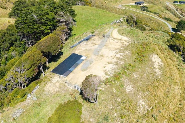 Photo of property in 474 Omokoroa Road, Makara, Wellington, 6972