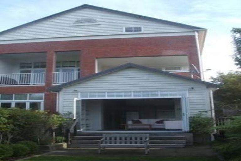 Photo of property in 1/20 Standen Street, Karori, Wellington, 6012