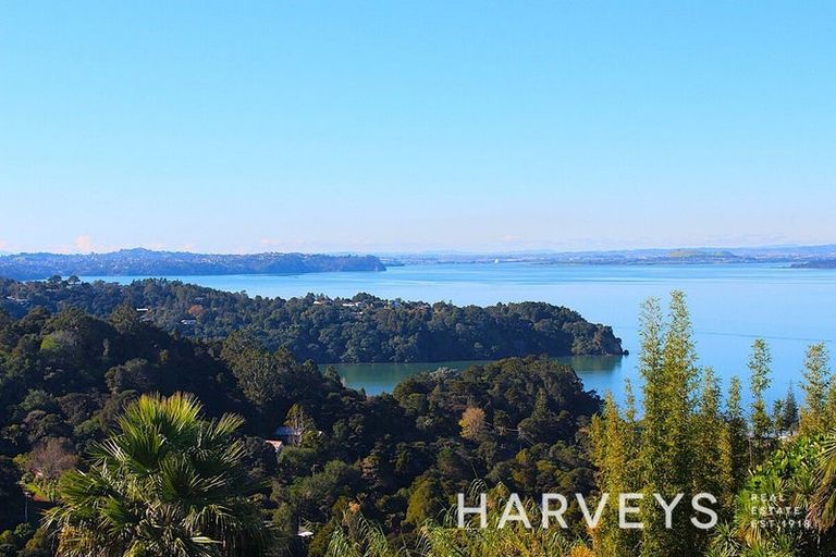 Photo of property in 131 Victory Road, Laingholm, Auckland, 0604