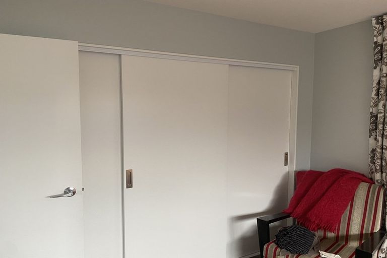 Photo of property in 8 Hadfield Place, Paraparaumu Beach, Paraparaumu, 5032