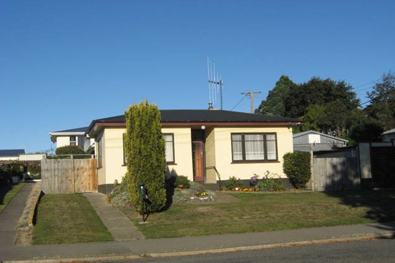 Photo of property in 77 Greta Street, South Hill, Oamaru, 9400