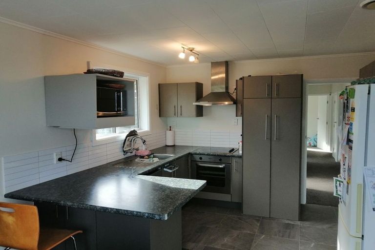 Photo of property in 8 Christchurch Crescent, Kelson, Lower Hutt, 5010