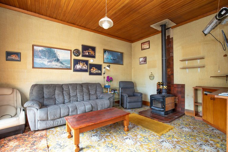 Photo of property in 85 Hazlett Street, Clyde, 9330