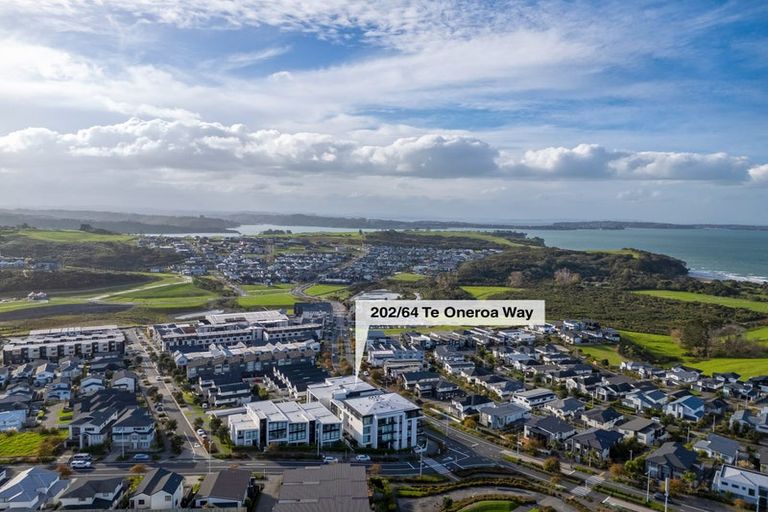 Photo of property in 202/3 Cavalli Road, Long Bay, Auckland, 0630