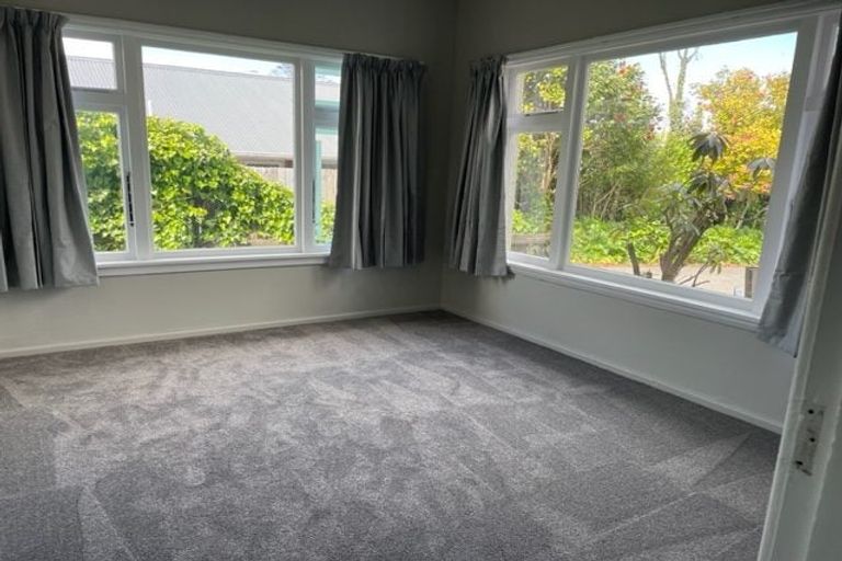 Photo of property in 127 Glandovey Road, Strowan, Christchurch, 8052