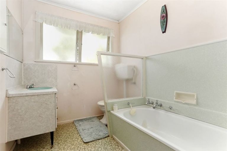 Photo of property in 14 Lynette Place, Mangere, Auckland, 2022