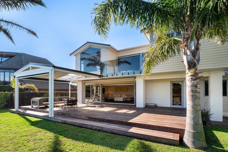 Photo of property in 128b Oceanbeach Road, Mount Maunganui, 3116