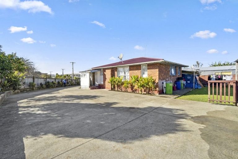 Photo of property in 9 Macky Avenue, Mangere East, Auckland, 2024