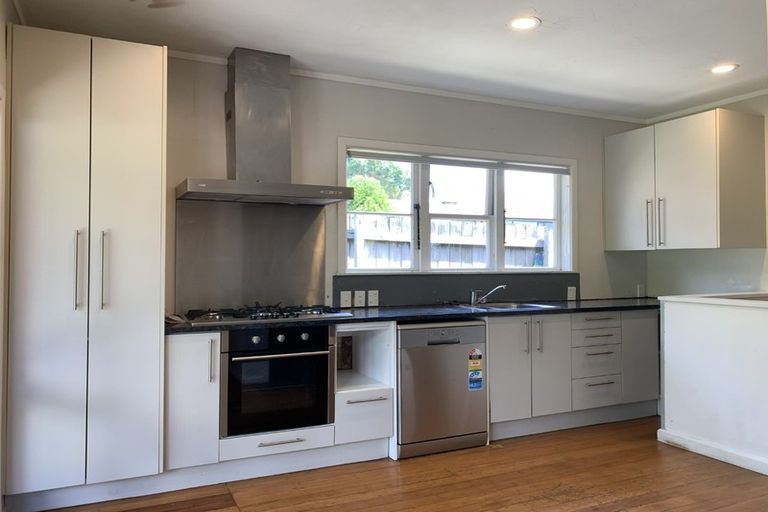 Photo of property in 163 Titirangi Road, New Lynn, Auckland, 0600