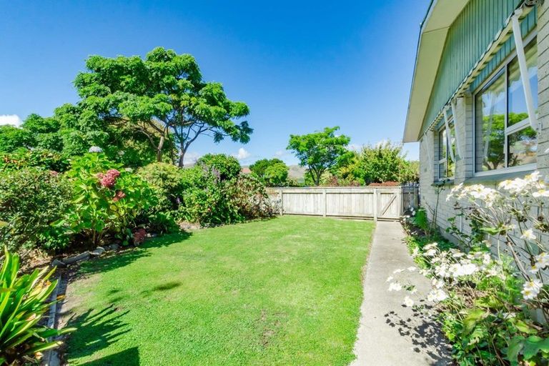 Photo of property in 7 Nimmo Avenue, Waikanae, 5036