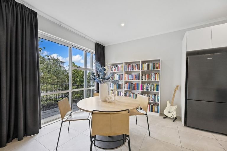 Photo of property in 5 Harewood Street, Whenuapai, Auckland, 0618