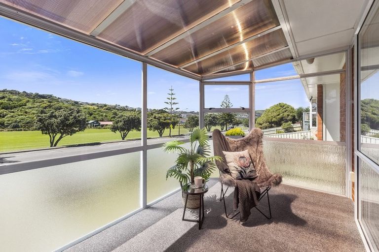 Photo of property in 130 Main Road, Titahi Bay, Porirua, 5022