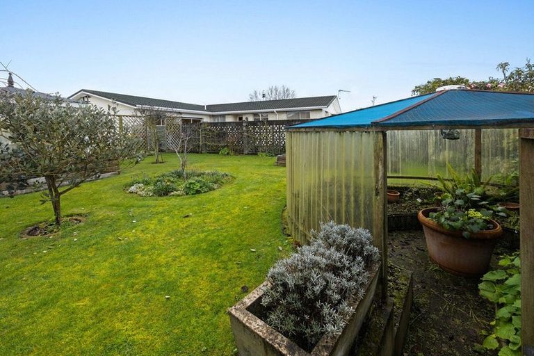 Photo of property in 14 Rata Street, Hawera, 4610