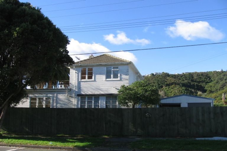 Photo of property in 60 Petherick Street, Taita, Lower Hutt, 5011