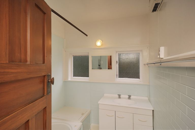 Photo of property in 49 Saint James Avenue, Papanui, Christchurch, 8053