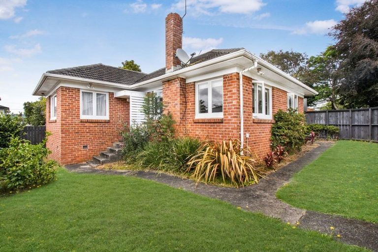 Photo of property in 1/4 Hayward Road, Papatoetoe, Auckland, 2025