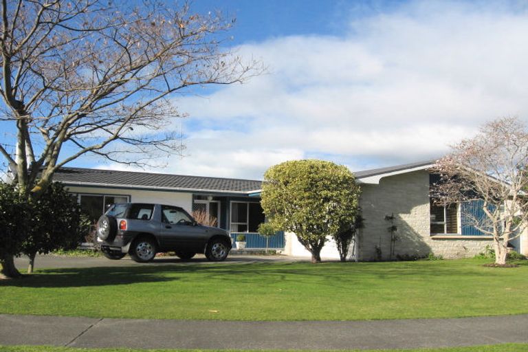 Photo of property in 3 D'arcy Place, Taradale, Napier, 4112