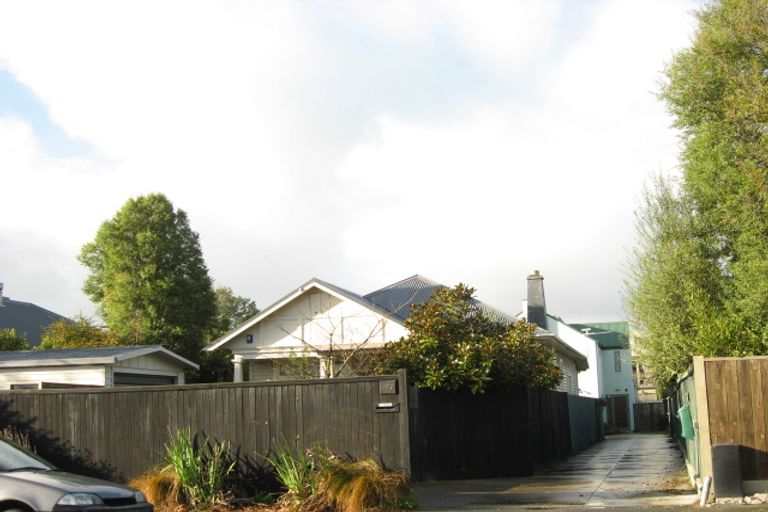 Photo of property in 102a Innes Road, St Albans, Christchurch, 8052