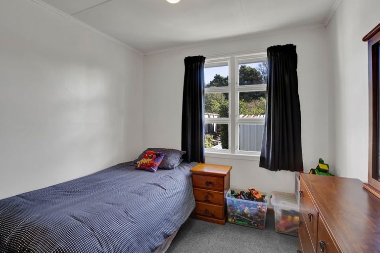Photo of property in 6 Mahoe Street, Strandon, New Plymouth, 4312
