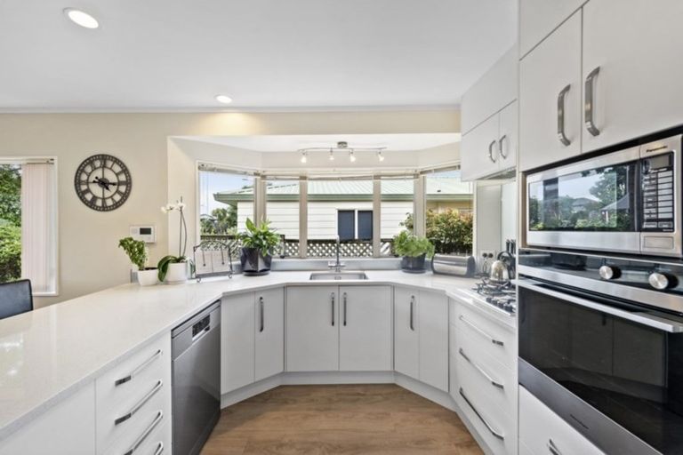 Photo of property in 1 Glenburn Place, Nawton, Hamilton, 3200