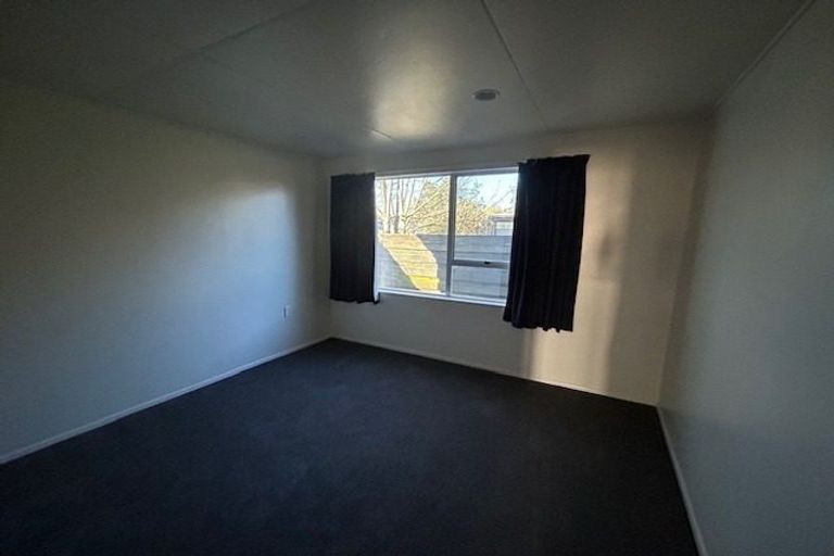 Photo of property in 6 Latham Stubbs Crescent, Waipawa, 4210