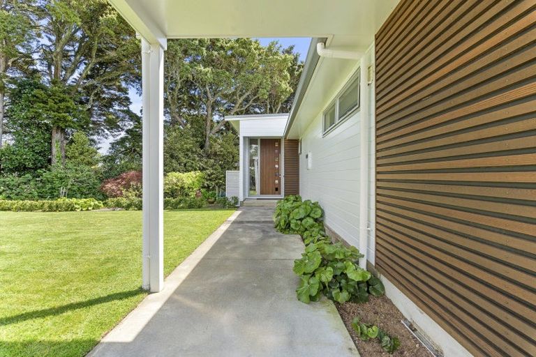 Photo of property in 17 Frank Wilson Terrace, Welbourn, New Plymouth, 4312