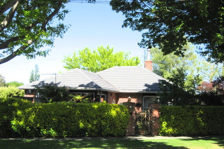 Photo of property in 59 Guildford Street, Burnside, Christchurch, 8053