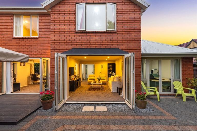 Photo of property in 385a Harewood Road, Bishopdale, Christchurch, 8053