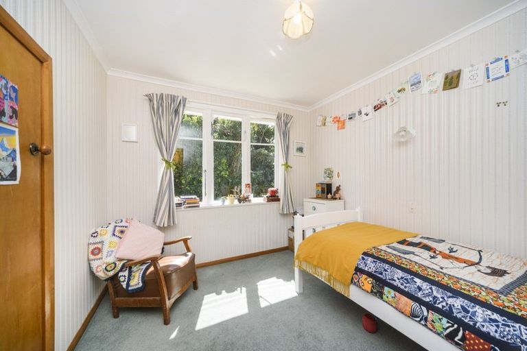 Photo of property in 1 Antrim Place, Hokowhitu, Palmerston North, 4410